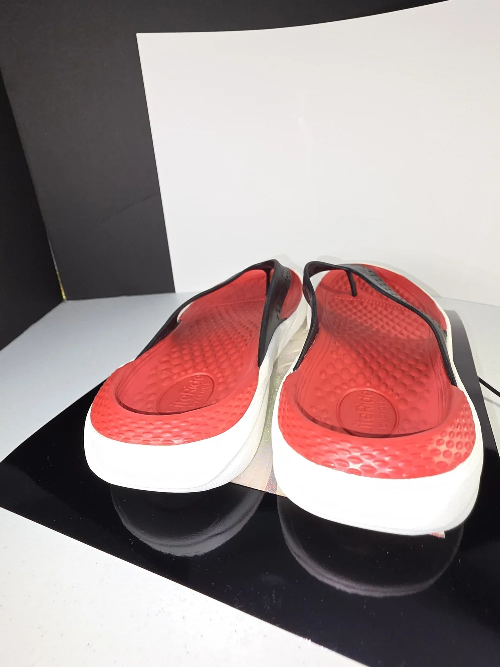 CROCS Men's LiteRide Flip Sandal Navy Black Red & White Sz 12